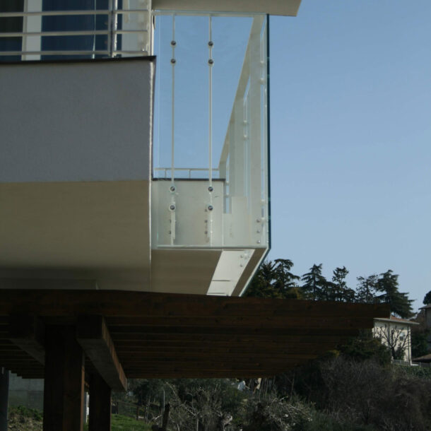 Casa Borghi - Dettaglio balcone